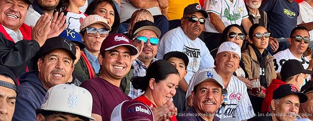 GUADALUPE DISFRUTA DEL PARTIDO ENTRE RIELEROS DE AGUASCALIENTES Y BRAVOS DE LEÓN