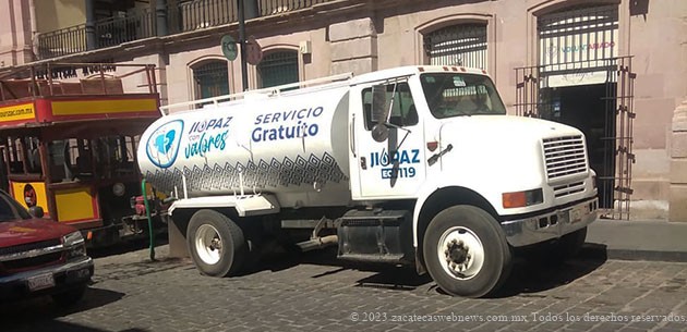 JIAPAZ ABASTECE DEL VITAL LÍQUIDO EL CENTRO DE LA CIUDAD