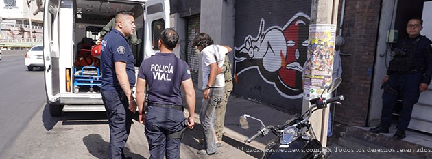 AUTOMOVILISTA ARROLLA A MOTOCICLISTA Y SE DA A LA FUGA