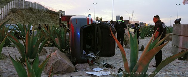 ACCIDENTE EN LA GLORIETA DE LA PALOMA DE CIUDAD GOBIERNO ARROJA TRES LESIONADOS