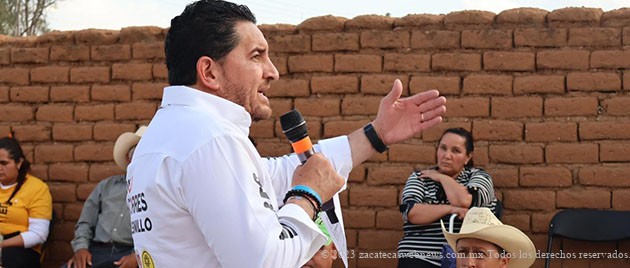 JAVIER TORRES RECORRE LAS COMUNIDADES DE LA SOLEDAD Y SAN PABLO DE LOS PUERTOS; ESCUCHA SUS PROPUESTAS Y NECESIDADES